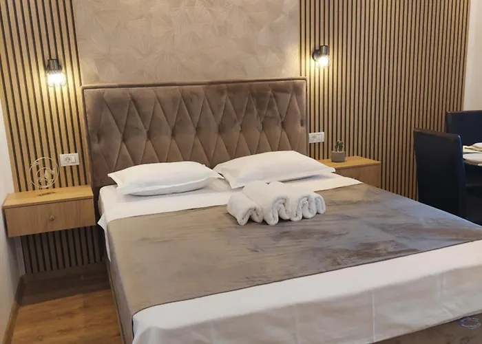 Aldira Sky Arena Nationala * 부쿠레슈티