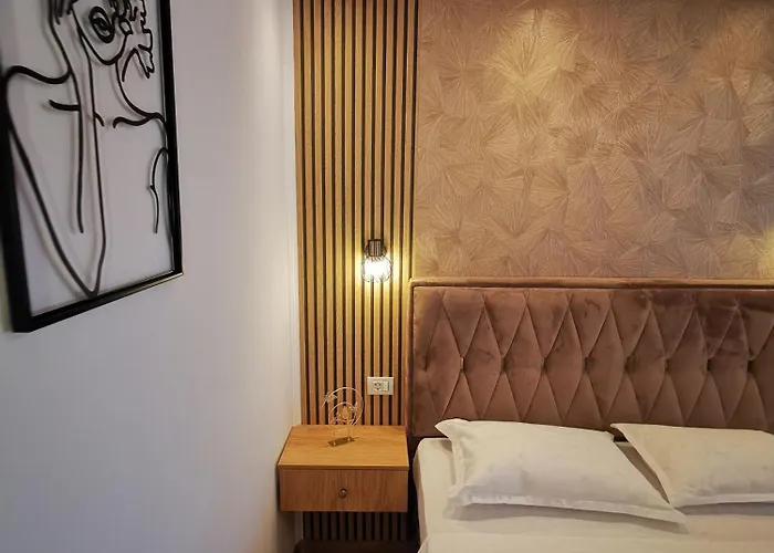 Aldira Sky Arena Nationala 아파트